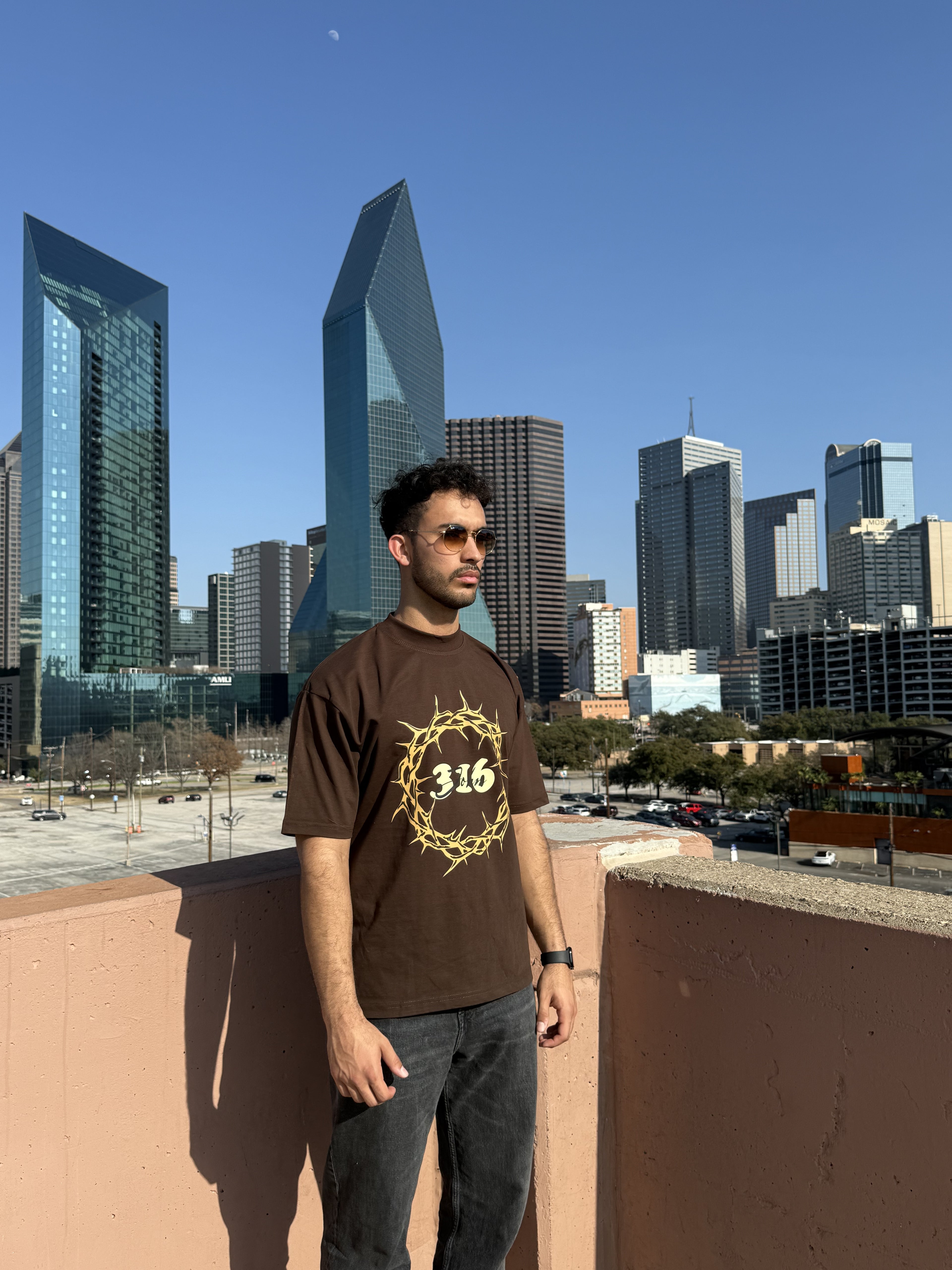 John 316 Tee - Brown